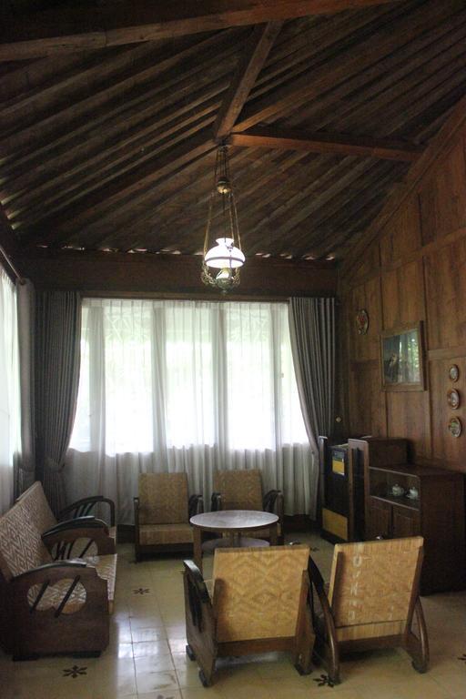 Joglo Ayem Tentrem Prambanan Εξωτερικό φωτογραφία