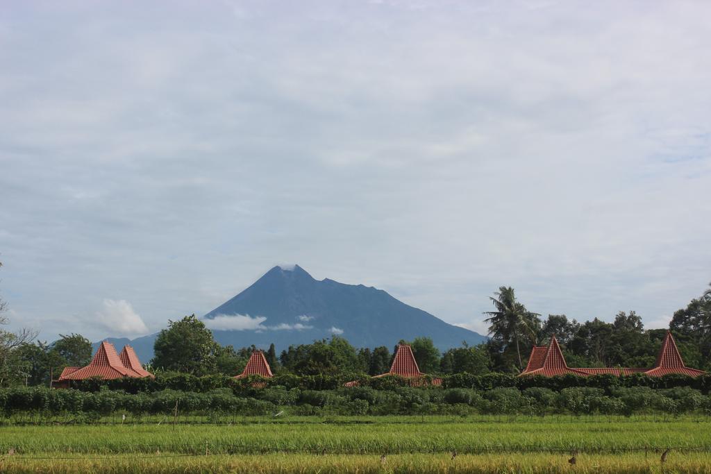 Joglo Ayem Tentrem Prambanan Εξωτερικό φωτογραφία
