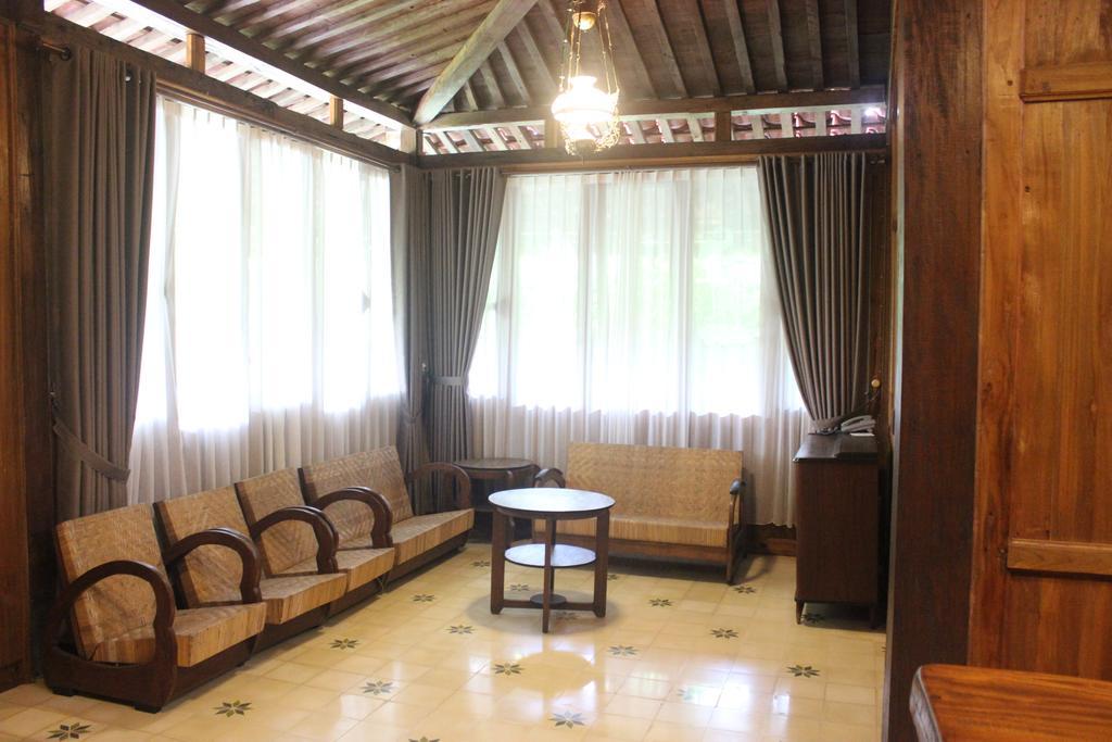 Joglo Ayem Tentrem Prambanan Εξωτερικό φωτογραφία